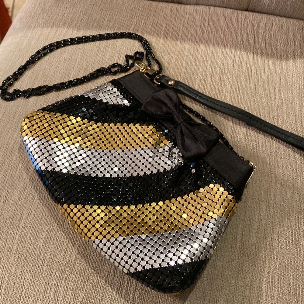 Sequin Vintage Clutch Black & Gold Handbag w/Chain Strap 6” x 9” Vibrant Colors